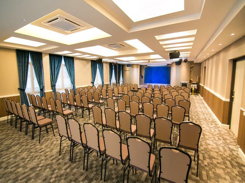 Indra Hotel - Boutique Suites Ipoh Exterior photo