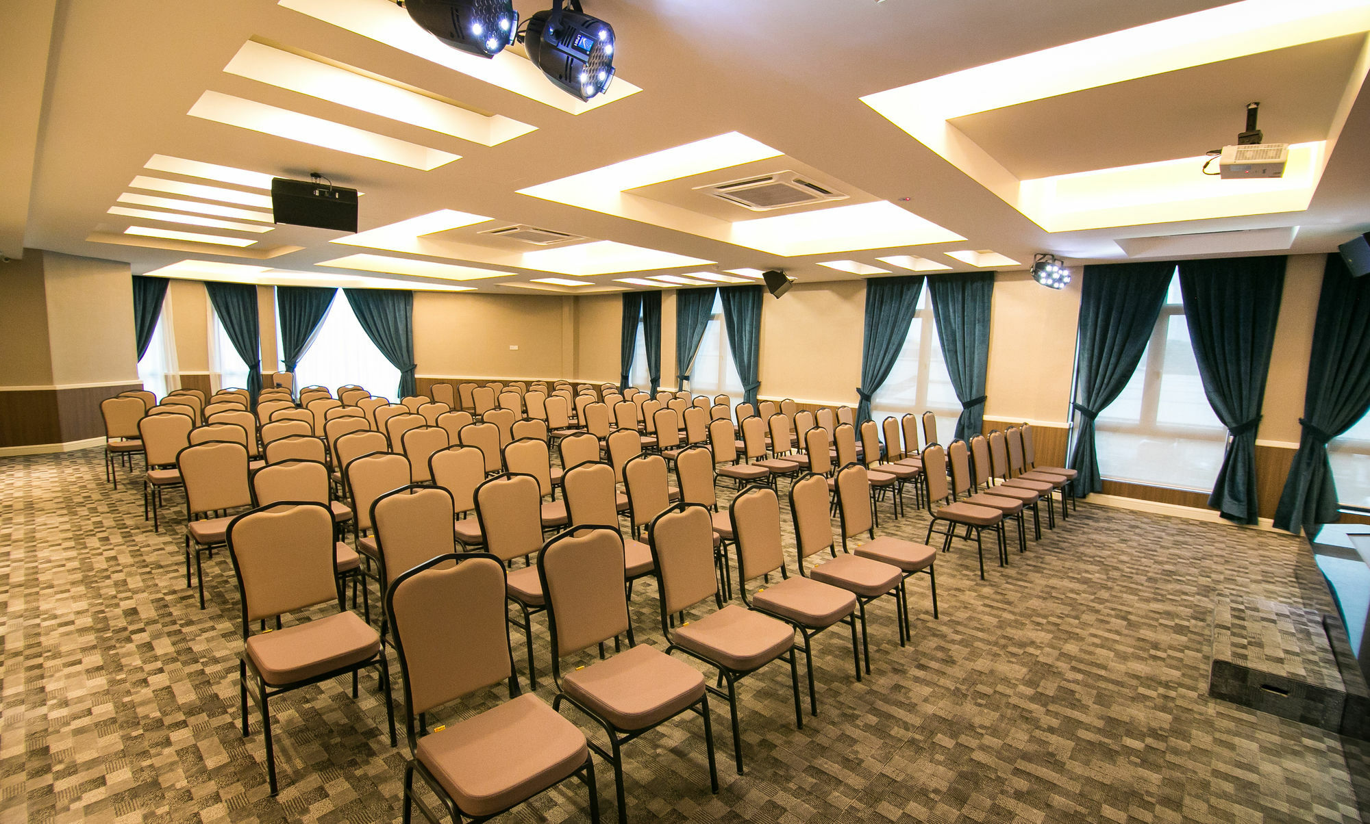 Indra Hotel - Boutique Suites Ipoh Exterior photo