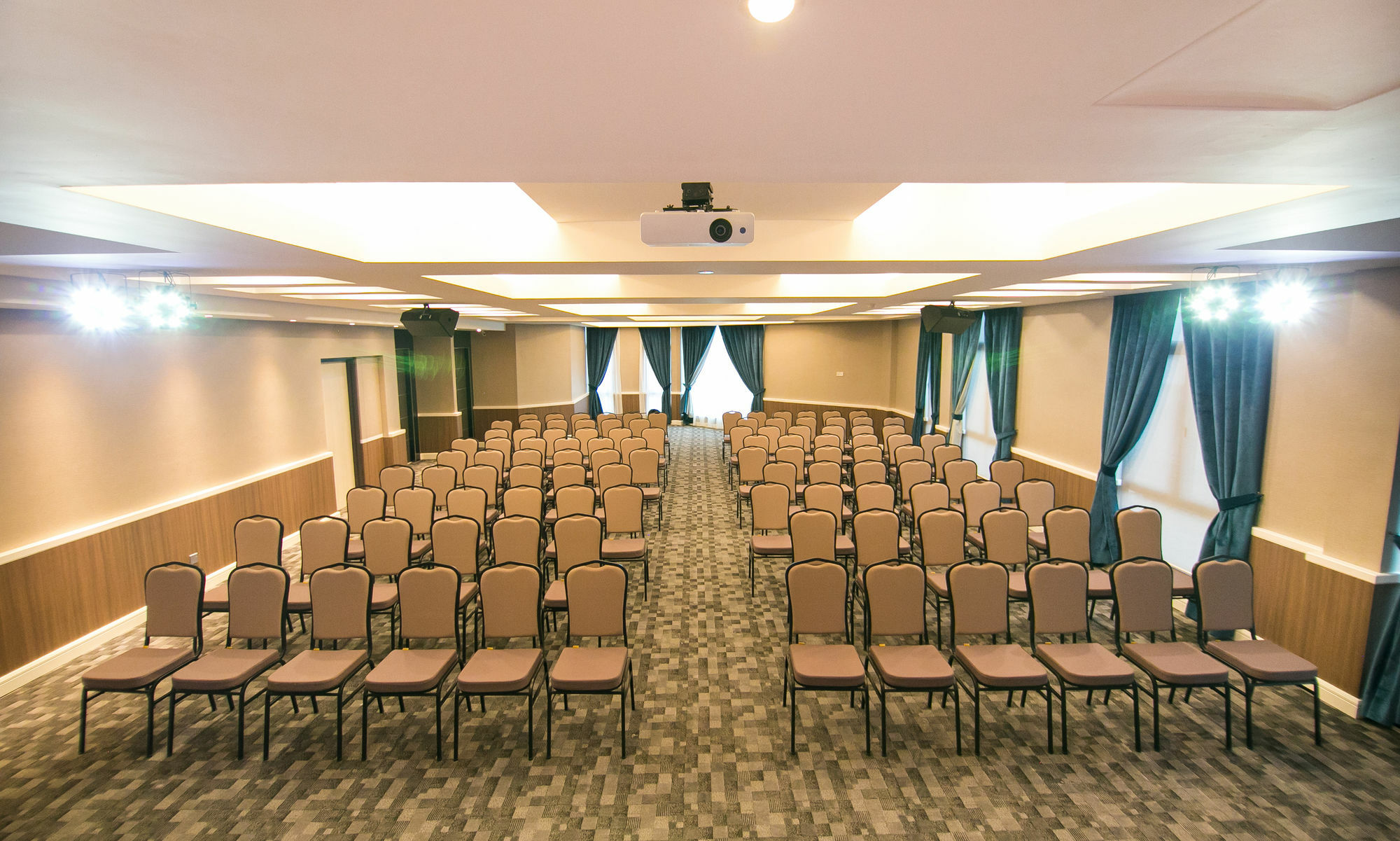 Indra Hotel - Boutique Suites Ipoh Exterior photo